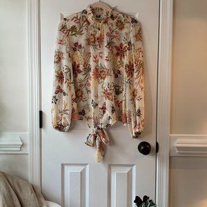 Floral Chiffon Loose Turtleneck Blouse (M)